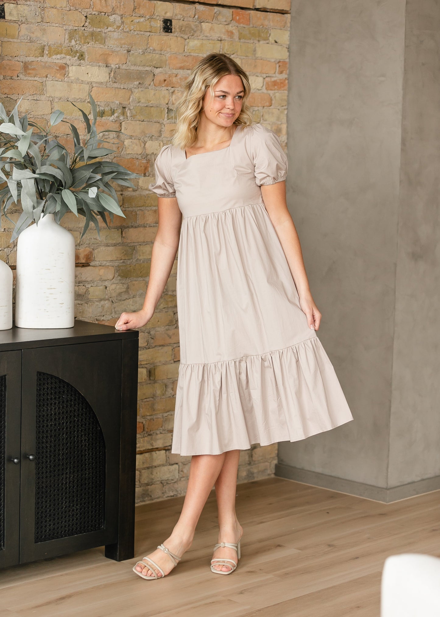 Ava Square Neck Midi Dress